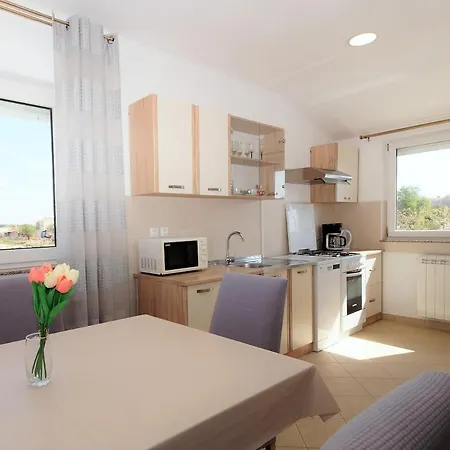 Apartament Maja